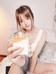 極品網紅美少女嫩妹草莓味的奈奈兔罕露臉高價24套-NO.015 第3季 Vol.01 茶藝課-抹茶味 [67P+1V]