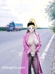 重磅推薦！淫盪肥臀人妻母狗【見過騷的 沒見過這么騷的】喜歡戶外露出，喜歡被很多男人操