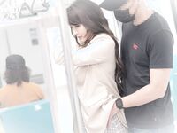 巨乳妙龄女神【乐乐】下班回家途中被电车痴汉尾随趁她熟睡进屋强行交合嘴说不要却迎合着高潮