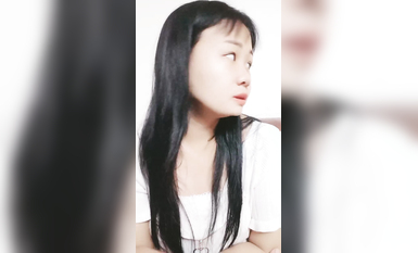 太嫩了！3個學生妹妹~在家全裸自慰~【佳怡】小穴反光~！ (5)