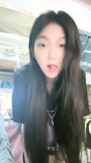 2024年新作，寒假前最後一次的放縱，G奶大學生回歸【班長大人】女生宿舍，漂亮學生妹脫光自慰，青春美好的肉體一覽無余 (3)