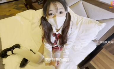 核彈爆乳女神【91情深叉喔】兄妹亂倫之妹妹看AV自慰被發現肉償封口 巨乳波交美妙酮體 狂肏蜜穴內射淫精