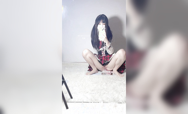 推特極致反差蘿莉 小靈醬（奈醬）自摸插穴 BB超粉嫩三彈01X.L.J推特極致反差蘿莉 小靈醬（奈醬）自摸插穴 BB超粉嫩三彈01X.L (6)