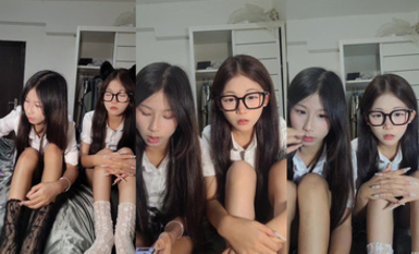 【糯米和小蟲】清純眼鏡19美少女①，姐妹花一起，一臉呆萌卡哇伊，JK裝短裙，沒穿內褲看嫩穴，翹起美臀，疊羅漢掰穴特寫