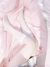 多汁白虎福利姬@瑤奈 尺度私拍視圖合集 (6)