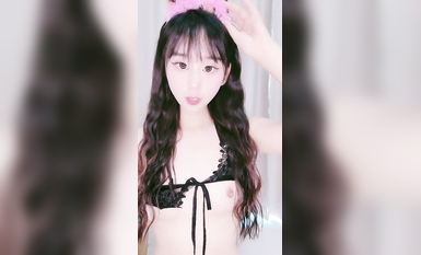 【水槍噴】又騷又嗲！身材極好的漂亮學妹！激情裸舞_道具自慰 (11)