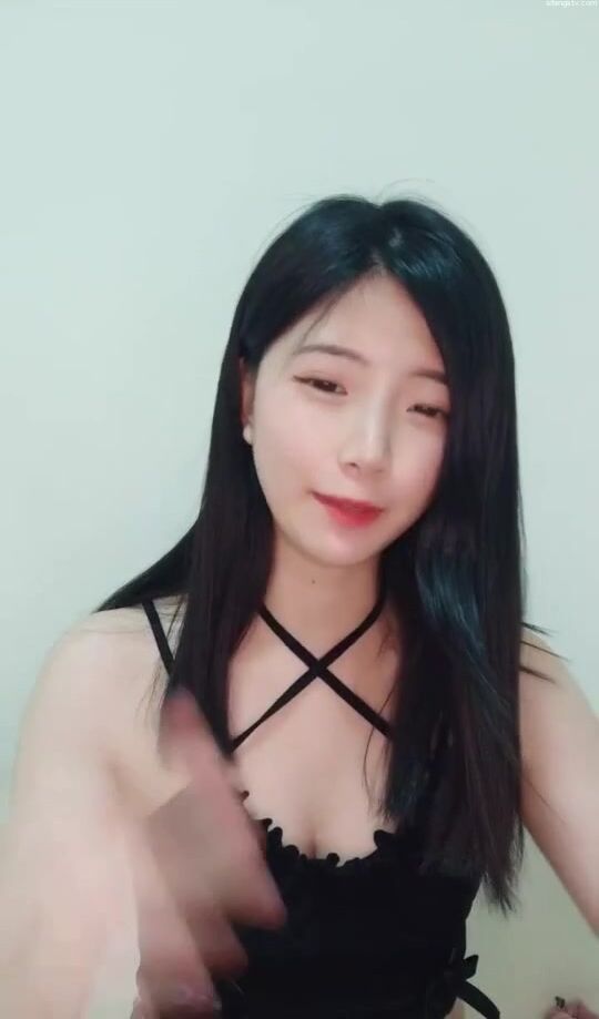 超重磅絕版資源！校花女神【一夢】早期下海珍貴錄像~！ (13)