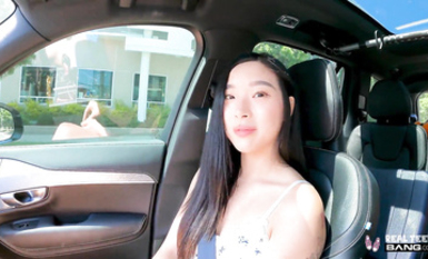 高顏值人氣韓國正妹「Elle_Lee」在公共場合戶外露出，渴望在酒店裡雞巴