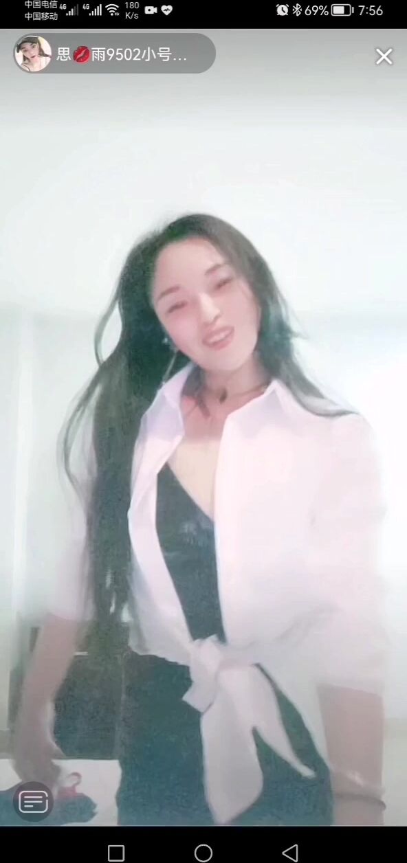 最新《瘋狂抖音》外篇之『三亞美女2』極品三亞外圍美女大秀身材 作死大尺度 摳B揉乳擠奶 (162)