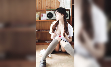 超清純推特露臉美少女私拍▌勞小白▌性感曲線翹嫩蜜乳 清新脫俗鄰家女氣息 彷彿初戀般的感覺 (2)
